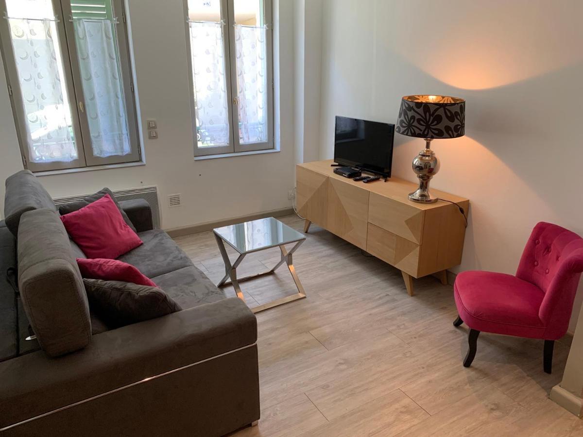 Appartement les parasols de trouville Extérieur photo