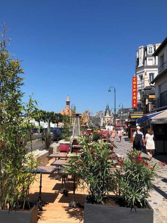 Appartement les parasols de trouville Extérieur photo