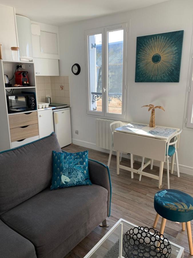 Appartement les parasols de trouville Extérieur photo